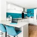 بيت للعطل Spacious Group House For Medical Staff, Contractors & Families - Ensuites, Parking & Netflix By Dreamypads *