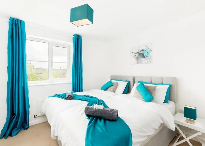 Hébergement de vacances Spacious Group House For Medical Staff, Contractors & Families - Ensuites, Parking & Netflix By Dreamypads *