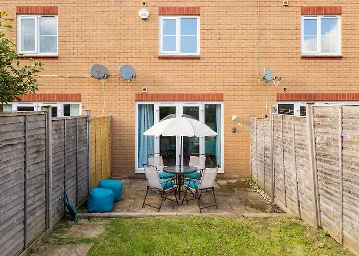 Spacious Group House For Medical Staff, Contractors & Families - Ensuites, Parking & Netflix By Dreamypads * Bristol